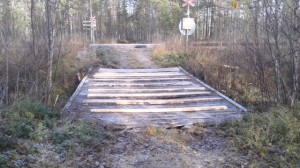 Bron vid järnvägsövergången lagad