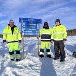 Nya skyltar vid genvägen