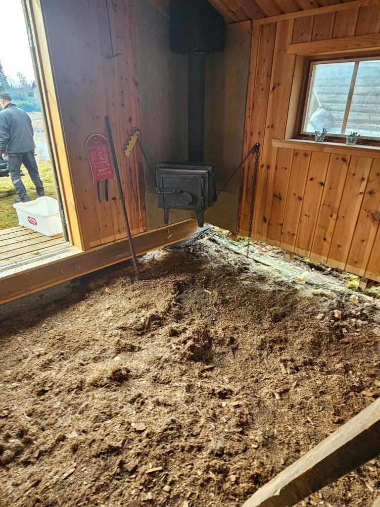 Klart för uppbyggnad av nytt golv