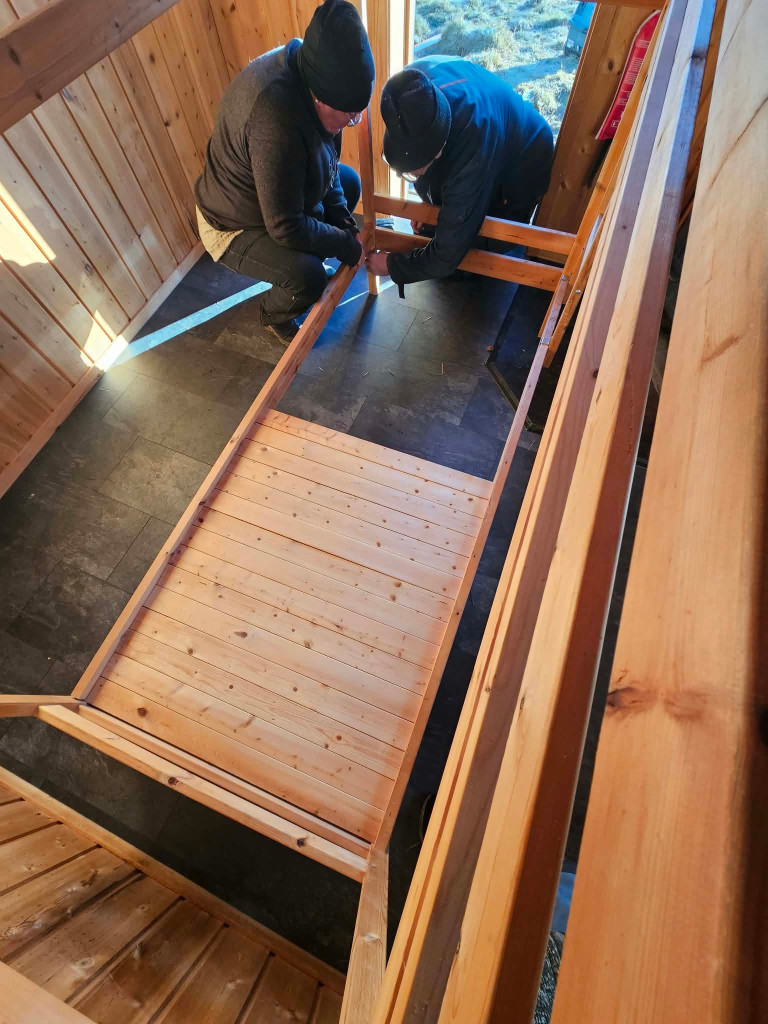 Bära in möbler igen